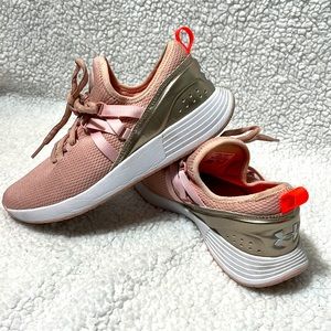 UNDER ARMOUR running shoes